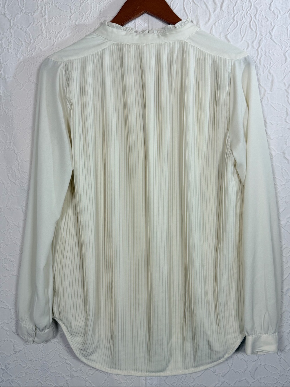Treasure & Bond Cream Pleated Button Oversized Ruffle Collar Blouse Sz XS - Picture 7 of 13